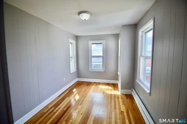 203 Main Street 2nd fl, West Haven, CT 06516