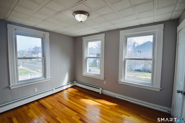 203 Main Street 2nd fl, West Haven, CT 06516