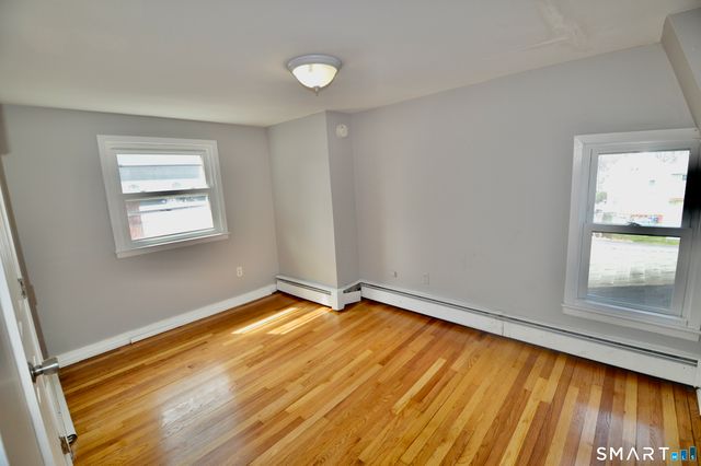 203 Main Street 2nd fl, West Haven, CT 06516