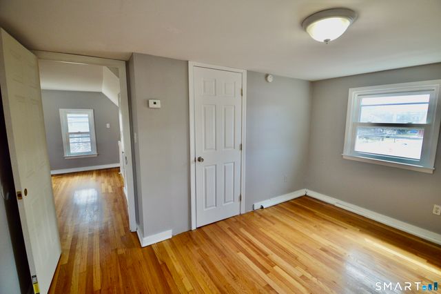 203 Main Street 2nd fl, West Haven, CT 06516