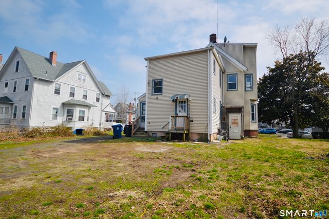 203 Main Street 2nd fl, West Haven, CT 06516