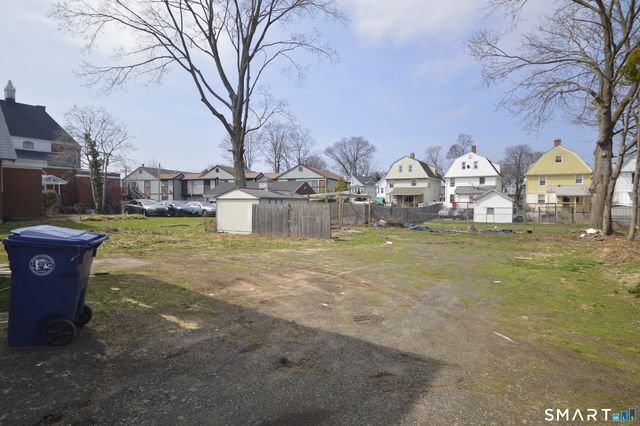 203 Main Street 2nd fl, West Haven, CT 06516