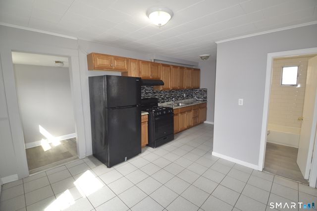 203 Main Street 2nd fl, West Haven, CT 06516