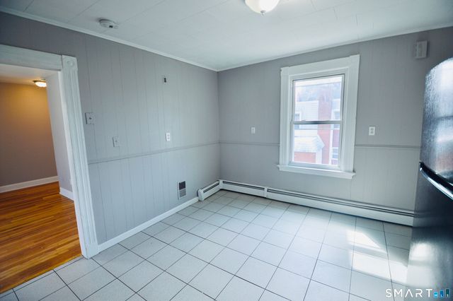 203 Main Street 2nd fl, West Haven, CT 06516