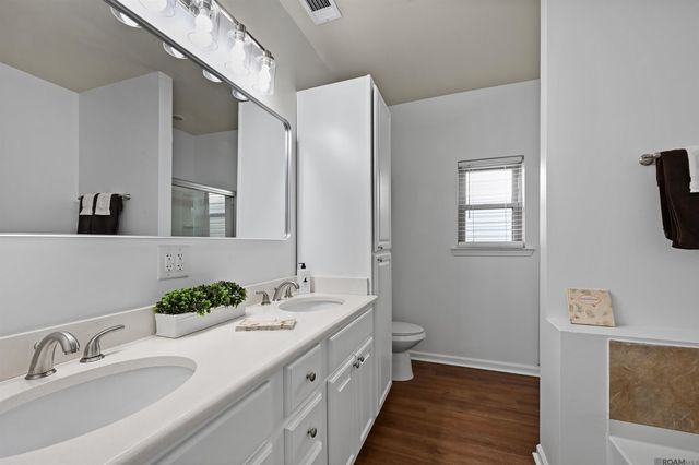 15015 Banff Ct, Baton Rouge, LA 70819