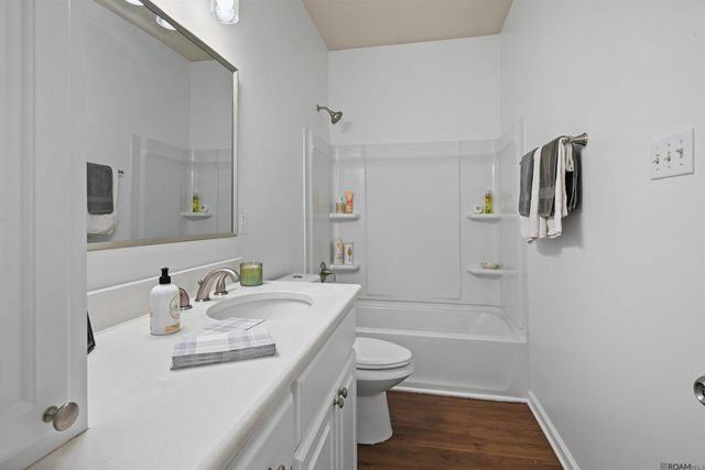 15015 Banff Ct, Baton Rouge, LA 70819