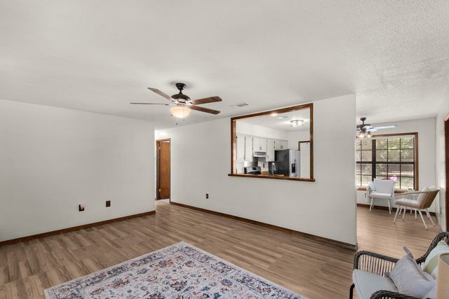 223 W Pinoak Court, Crestview, FL 32539