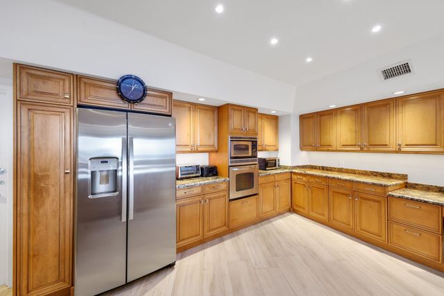 700 S Ocean Boulevard 1103-1104, Boca Raton, FL 33432