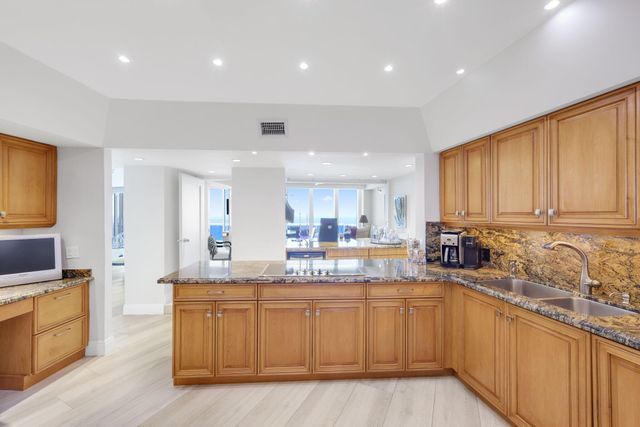 700 S Ocean Boulevard 1103-1104, Boca Raton, FL 33432