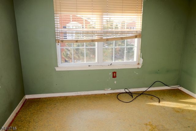 12 Rutgers Dr 12, Newark City, NJ 07103