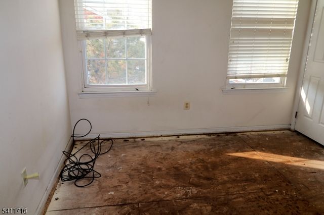 12 Rutgers Dr 12, Newark City, NJ 07103