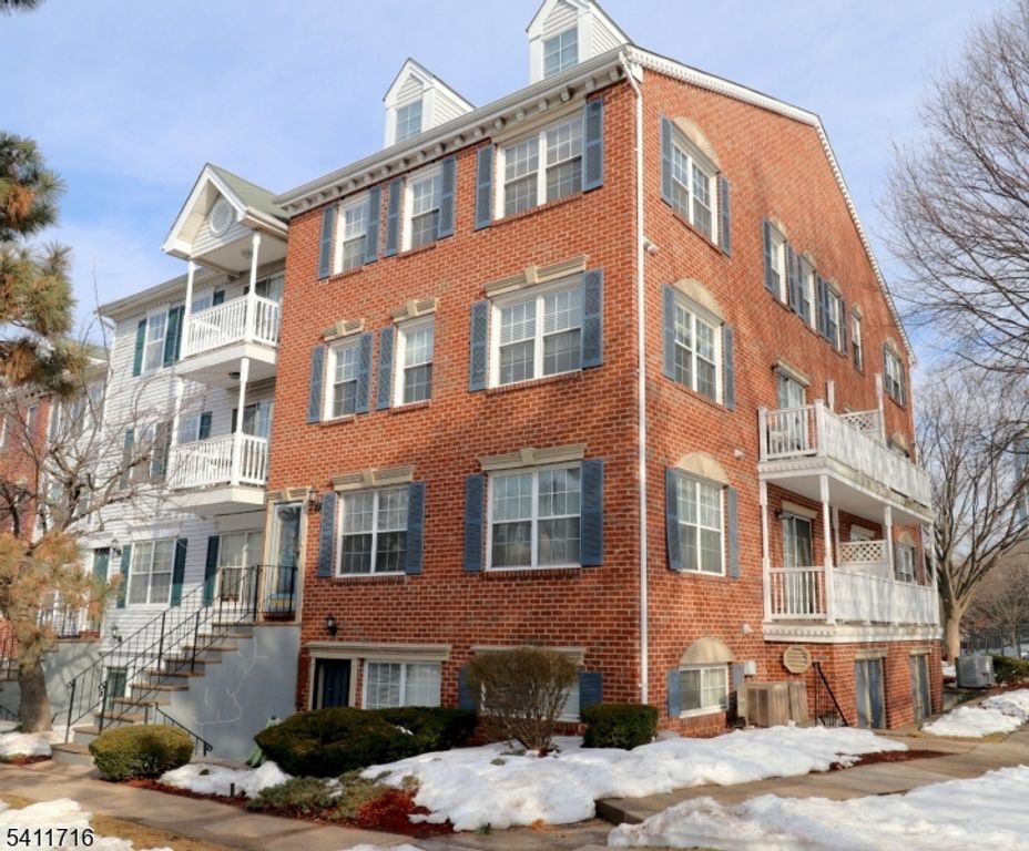 12 Rutgers Dr 12, Newark City, NJ 07103