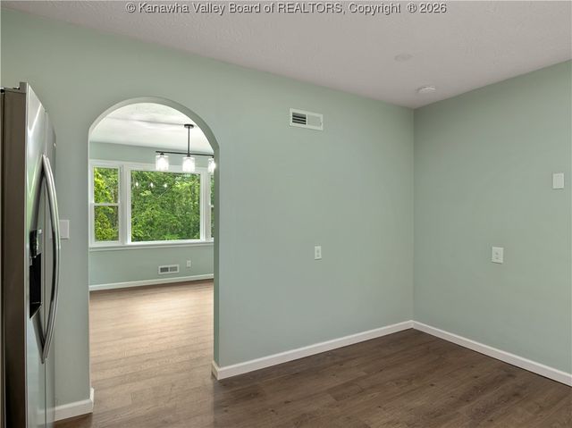 1255 Park Avenue, Charleston, WV 25302