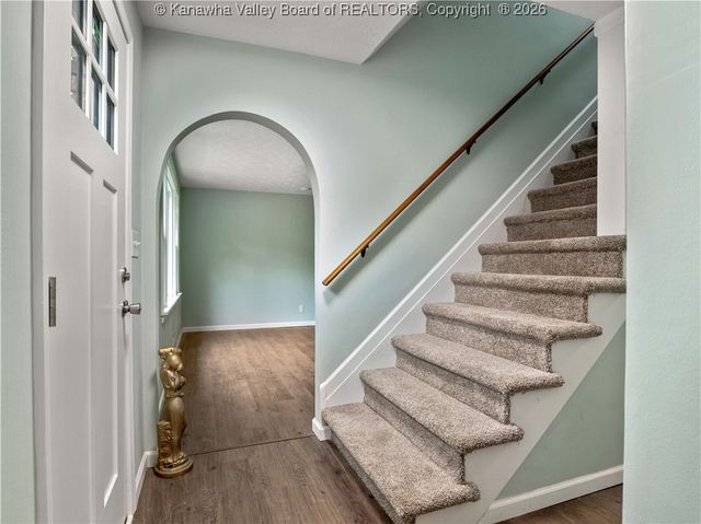 1255 Park Avenue, Charleston, WV 25302