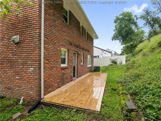 1255 Park Avenue, Charleston, WV 25302