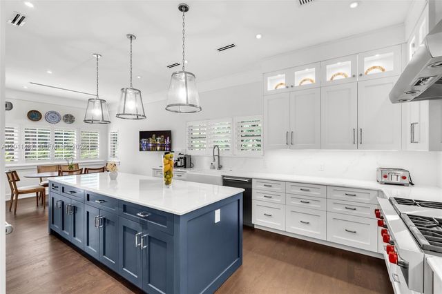 4901 Hammock Park Drive, Coral Gables, FL 33156