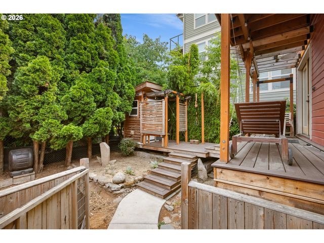 1559 N PRESCOTT St, Portland, OR 97217