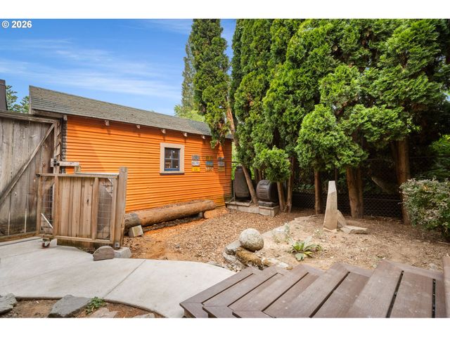 1559 N PRESCOTT St, Portland, OR 97217