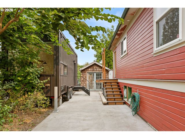 1559 N PRESCOTT St, Portland, OR 97217