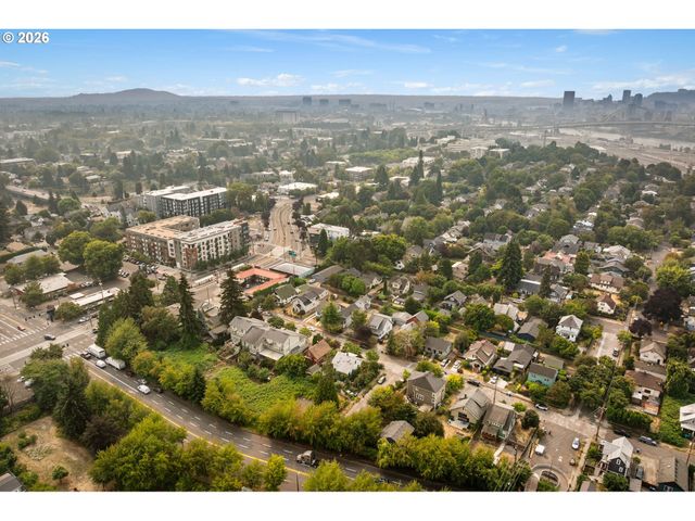 1559 N PRESCOTT St, Portland, OR 97217