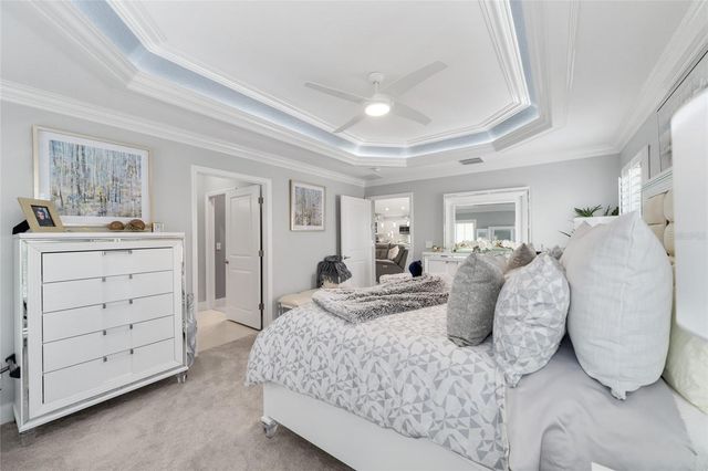 5681 HENRY LOOP, The Villages, FL 32163