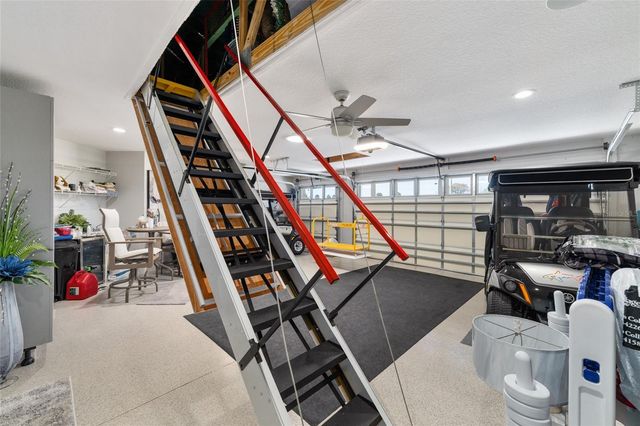 5681 HENRY LOOP, The Villages, FL 32163