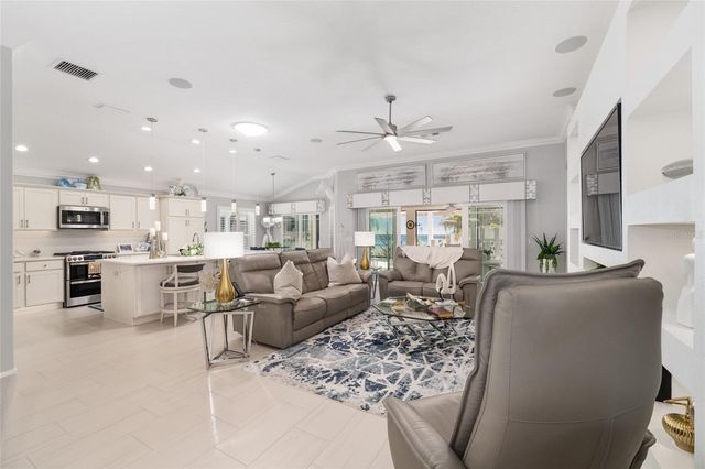 5681 HENRY LOOP, The Villages, FL 32163