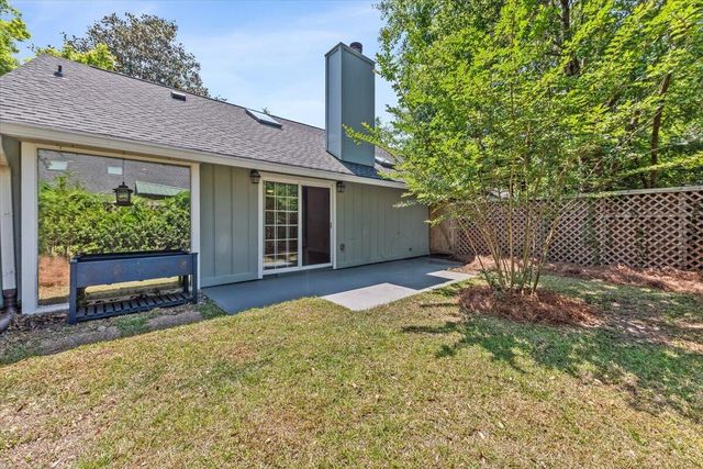 1120 Daffodil Lane, Mount Pleasant, SC 29464