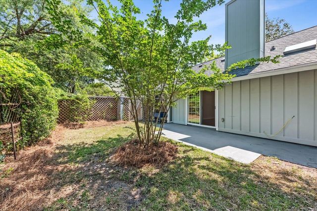1120 Daffodil Lane, Mount Pleasant, SC 29464