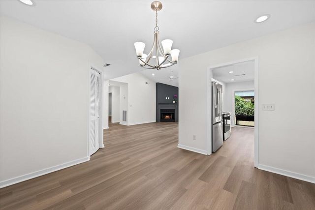1120 Daffodil Lane, Mount Pleasant, SC 29464