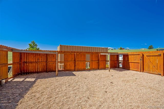 13735 Mccune Road, Elbert, CO 80106