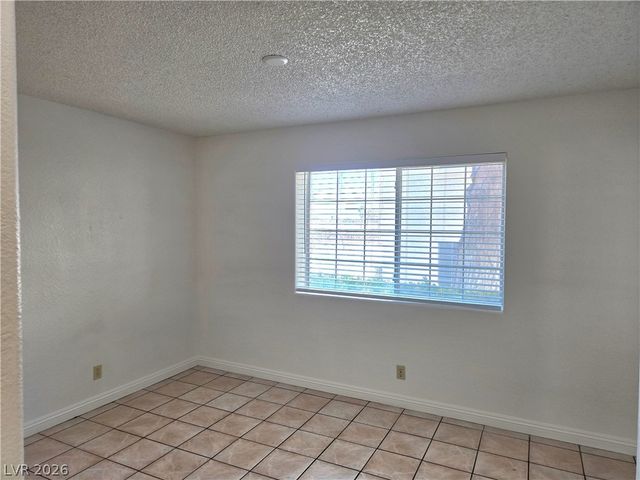 1800 Edmond Street 145, Las Vegas, NV 89146