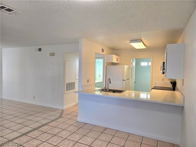 1800 Edmond Street 145, Las Vegas, NV 89146