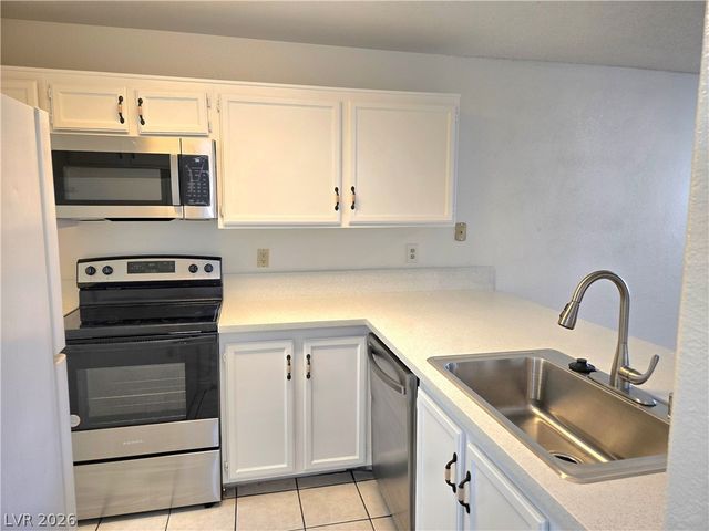 1800 Edmond Street 145, Las Vegas, NV 89146