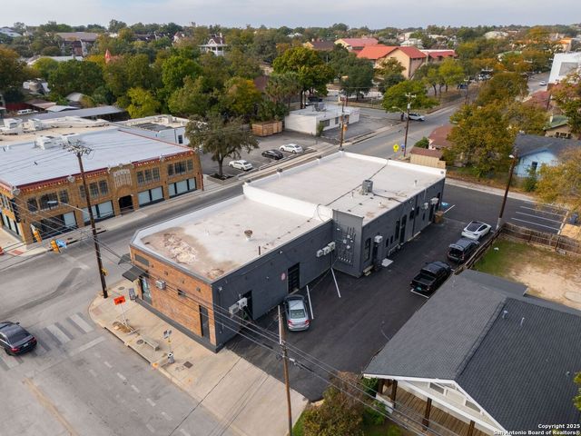 2100 McCullough, San Antonio, TX 78212