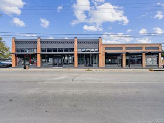 2100 McCullough, San Antonio, TX 78212