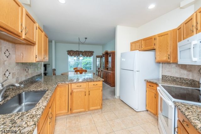 1101 Richmond Rd 101, West Milford Twp., NJ 07480