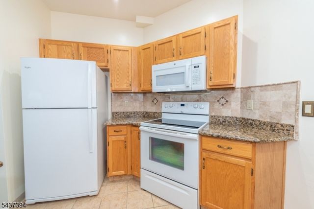 1101 Richmond Rd 101, West Milford Twp., NJ 07480
