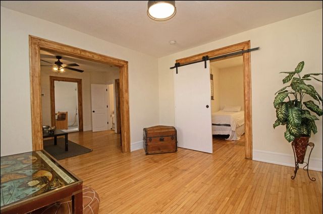 1211 5th Street NE 1, Minneapolis, MN 55413