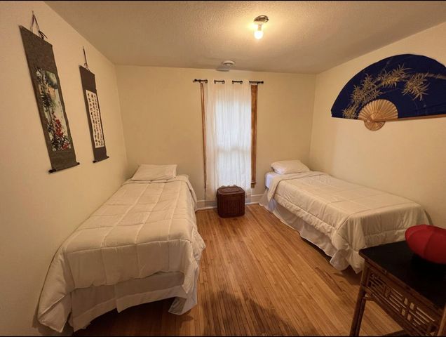 1211 5th Street NE 1, Minneapolis, MN 55413