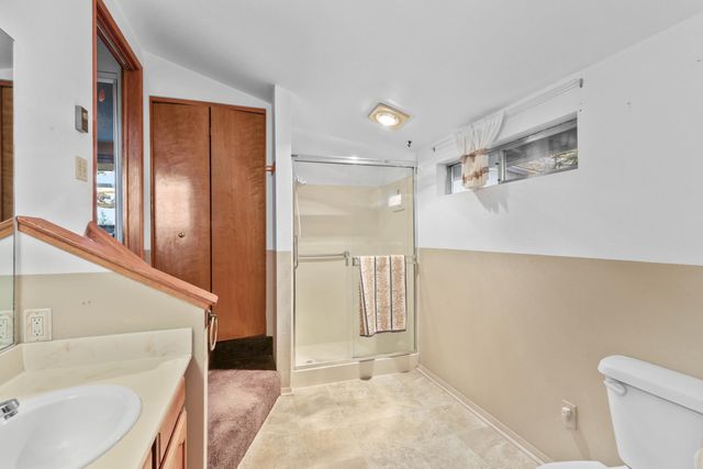 1891 NE Beacon Drive, Grants Pass, OR 97526