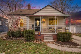 28735 Maple Street, Roseville, MI 48066