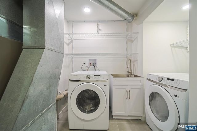 196 Madison Avenue 15, Dumont, NJ 07628