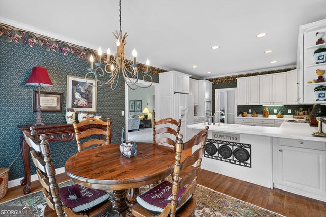 1800 Brookstone Drive, Snellville, GA 30078