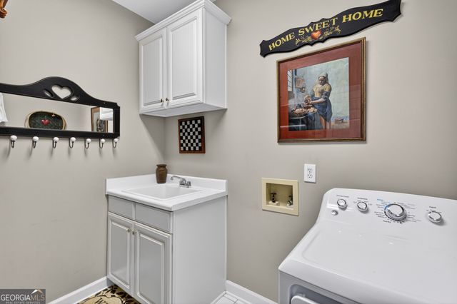 1800 Brookstone Drive, Snellville, GA 30078