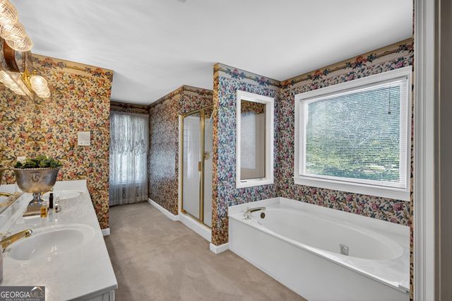1800 Brookstone Drive, Snellville, GA 30078
