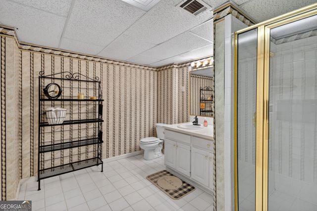1800 Brookstone Drive, Snellville, GA 30078