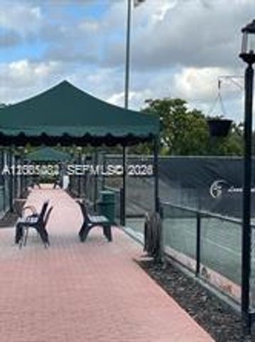 660 Tennis Club Dr 205, Fort Lauderdale, FL 33311