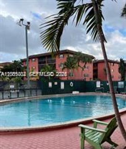 660 Tennis Club Dr 205, Fort Lauderdale, FL 33311