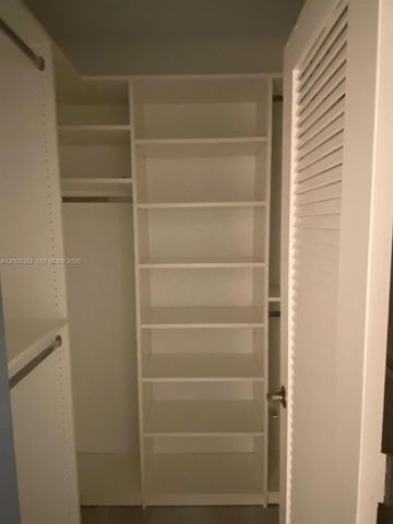 660 Tennis Club Dr 205, Fort Lauderdale, FL 33311